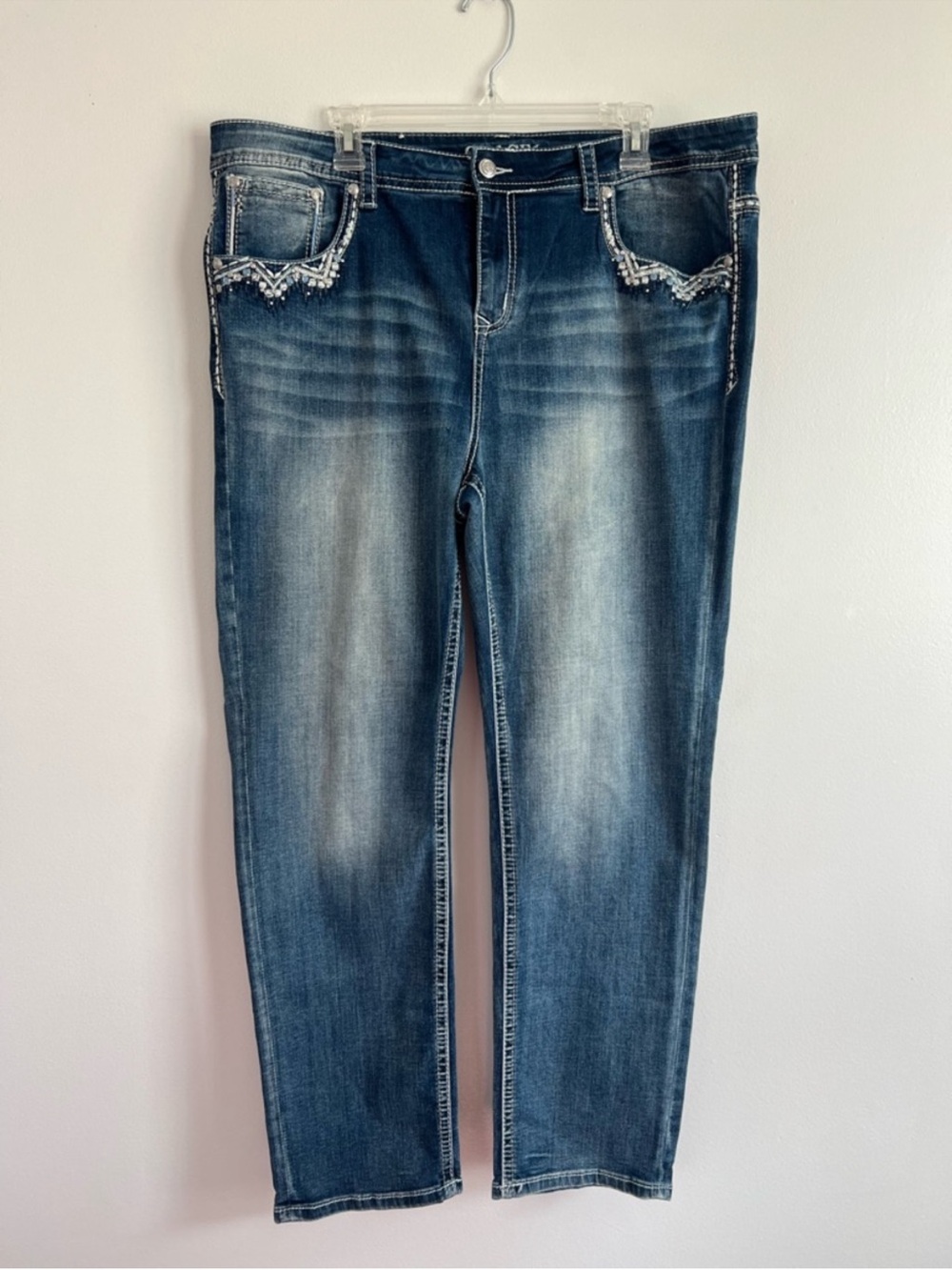 Grace In LA Women's Fleur De Lis Embroidered Pockets Skinny Stretch Jeans